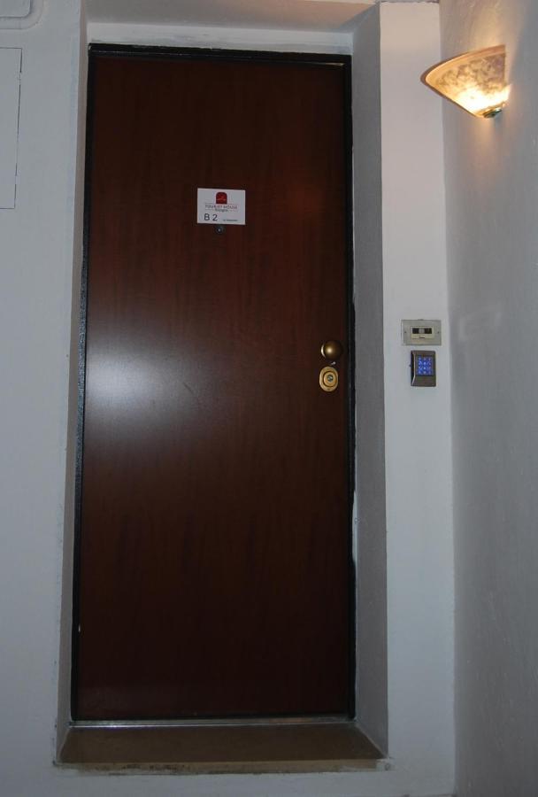 Апартаменты 2-Tourist House Bologna-Altavista - Self Check-In Экстерьер фото